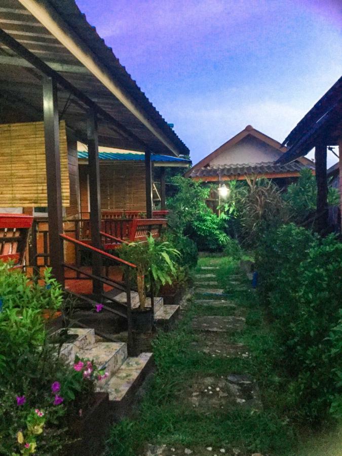 Labelle House Hotel Ko Lanta Kültér fotó